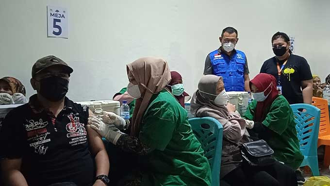 PSMTI Riau dan Mal Pekanbaru Gelar Vaksinasi dan Donor Darah Massal